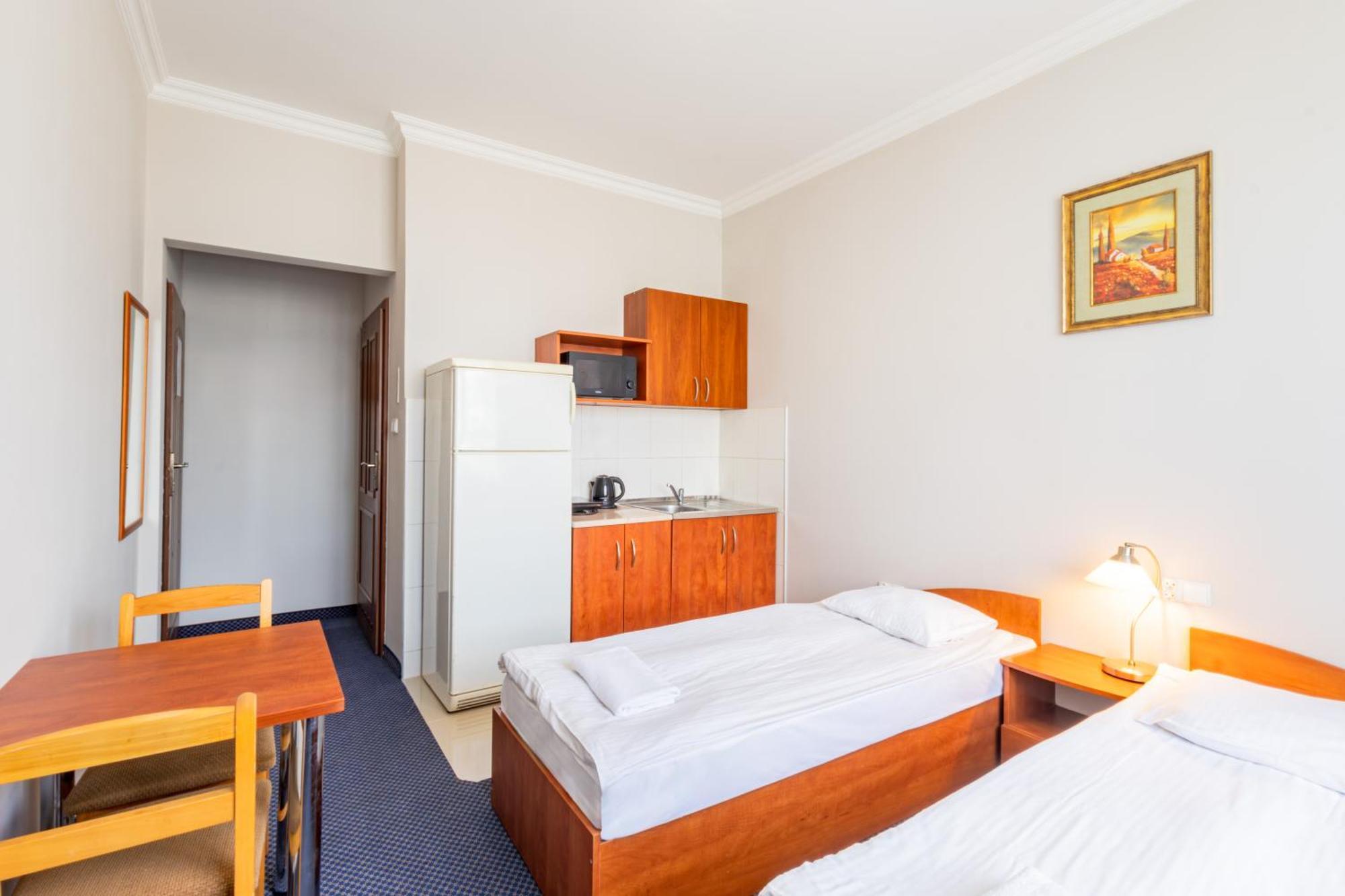 Noclegi Stadion Bed & Breakfast Warschau Buitenkant foto