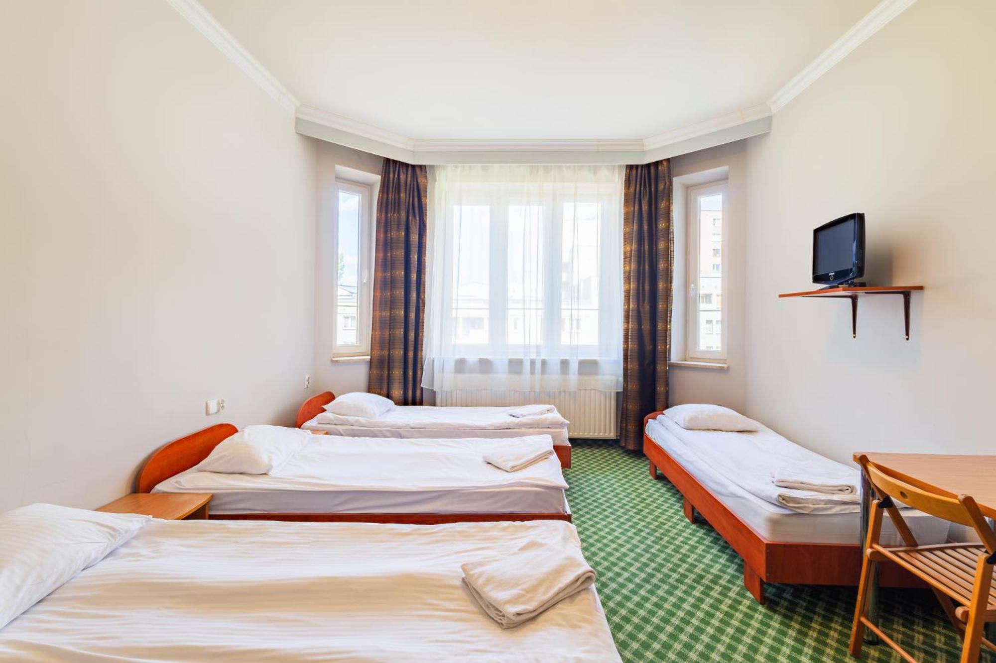 Noclegi Stadion Bed & Breakfast Warschau Buitenkant foto