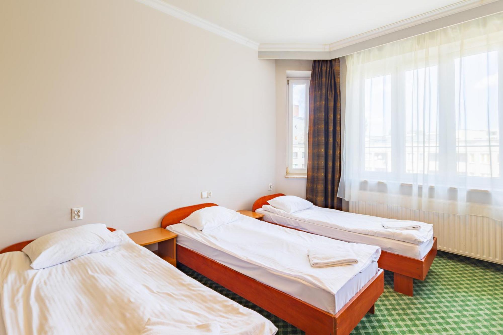 Noclegi Stadion Bed & Breakfast Warschau Buitenkant foto